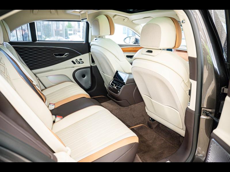 Voitures occasions BENTLEY Flying Spur Base Mougins