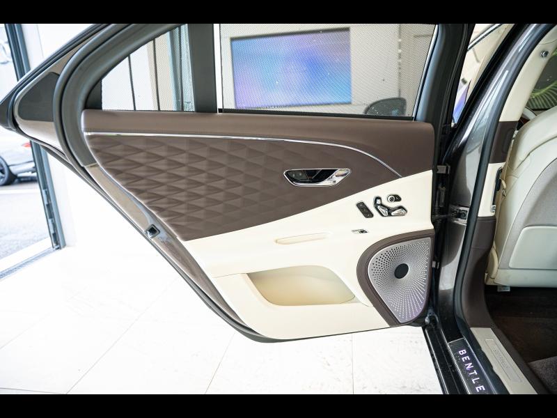 Voitures occasions BENTLEY Flying Spur Base Mougins