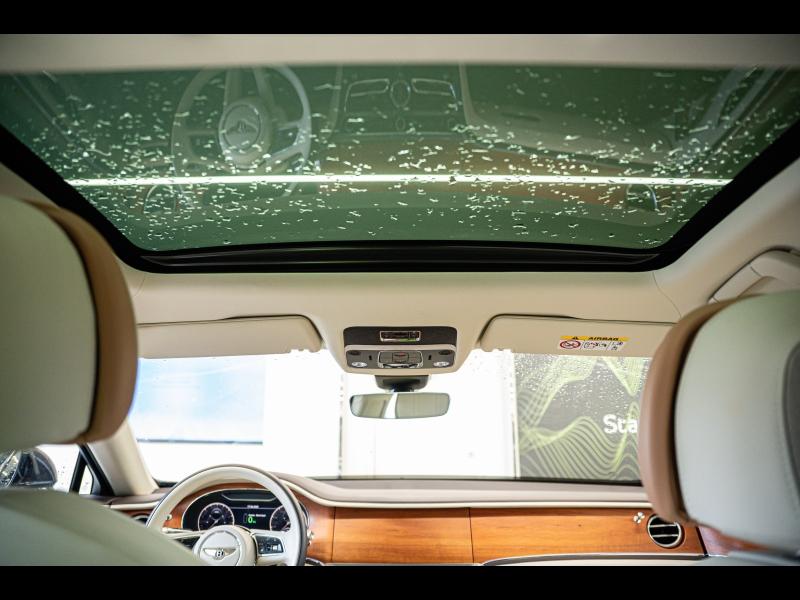 Voitures occasions BENTLEY Flying Spur Base Mougins