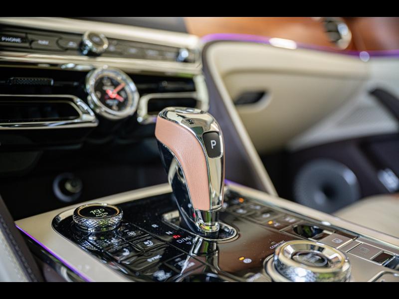 Voitures occasions BENTLEY Flying Spur Base Mougins