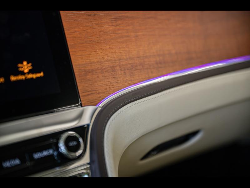 Voitures occasions BENTLEY Flying Spur Base Mougins