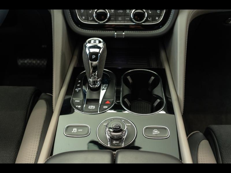 Voitures occasions BENTLEY Bentayga Base Mougins