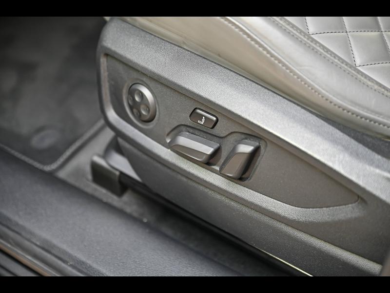 Voitures occasions Audi Q5 S line Mougins