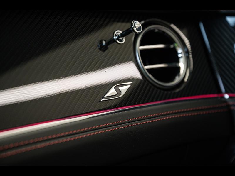 Voitures occasions BENTLEY Flying Spur Base Mougins