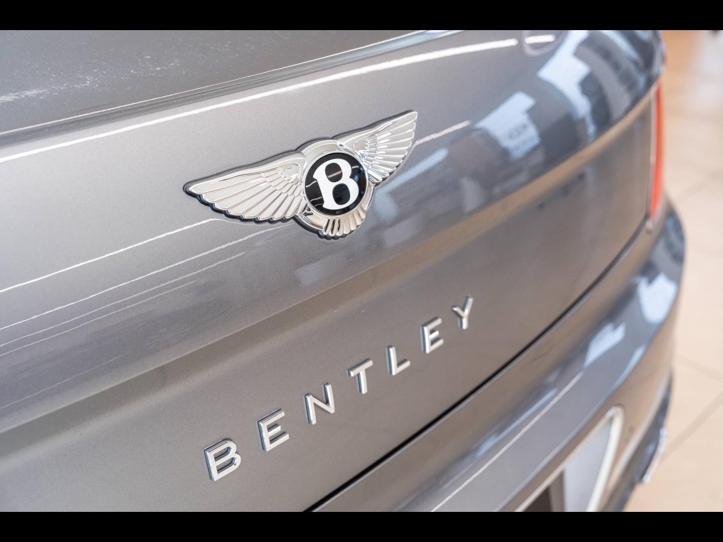Voitures occasions BENTLEY Flying Spur Base Mougins