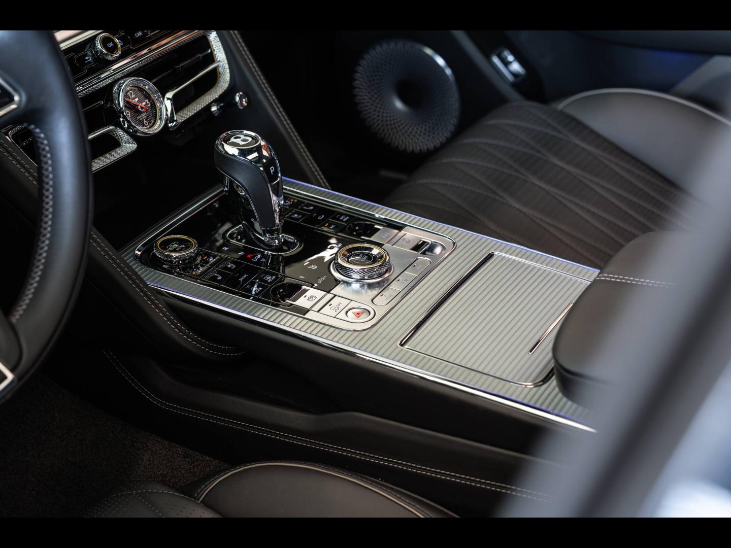 Voitures occasions BENTLEY Flying Spur Base Mougins