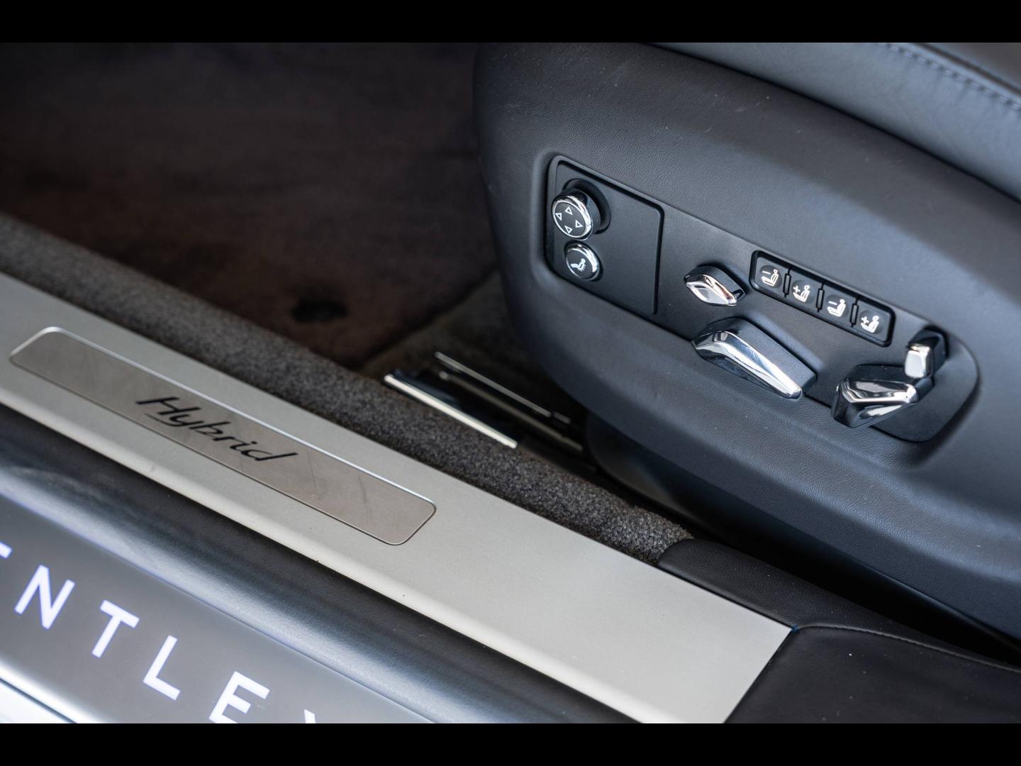 Voitures occasions BENTLEY Flying Spur Base Mougins