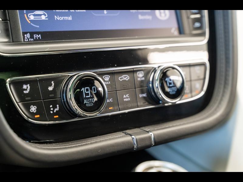 Voitures occasions BENTLEY Bentayga Base Mougins