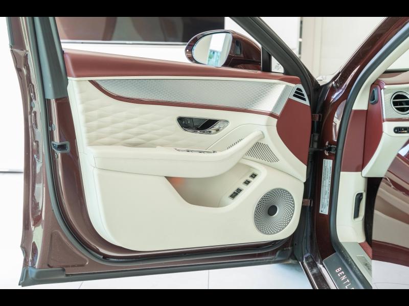Voitures occasions BENTLEY Flying Spur Base Mougins