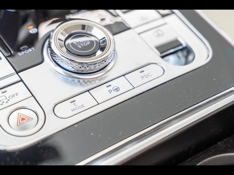 Voitures occasions BENTLEY Flying Spur Base Mougins