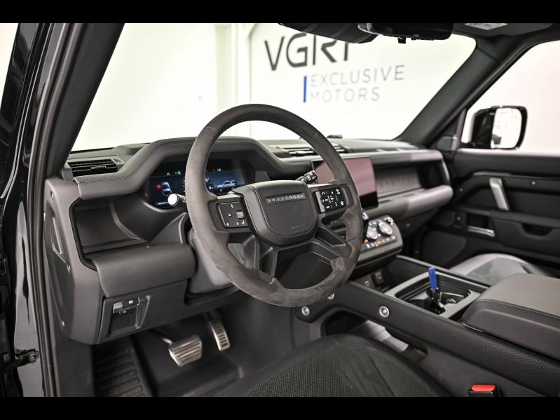 Voitures occasions LAND-ROVER Defender X-Dynamic V8 Mougins