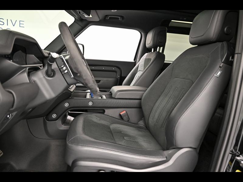 Voitures occasions LAND-ROVER Defender X-Dynamic V8 Mougins