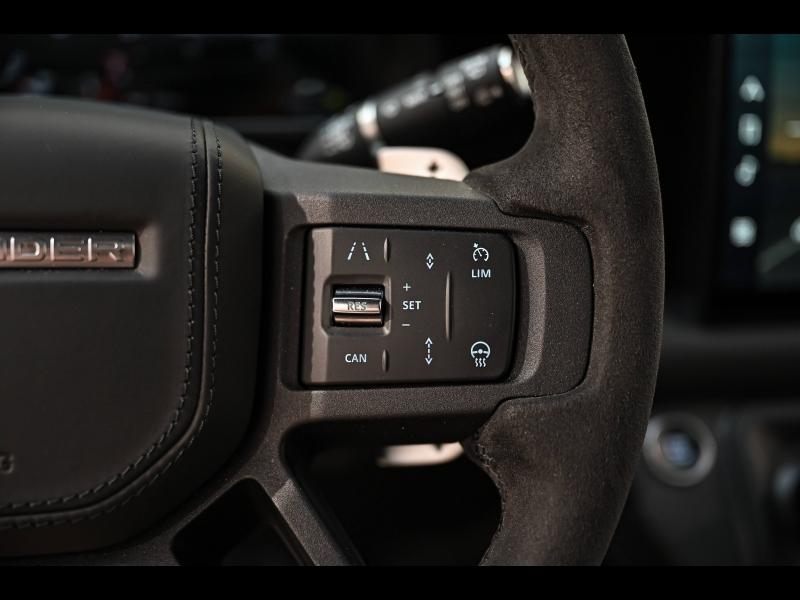 Voitures occasions LAND-ROVER Defender X-Dynamic V8 Mougins