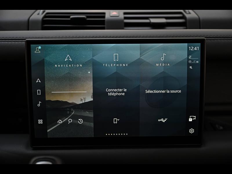 Voitures occasions LAND-ROVER Defender X-Dynamic V8 Mougins