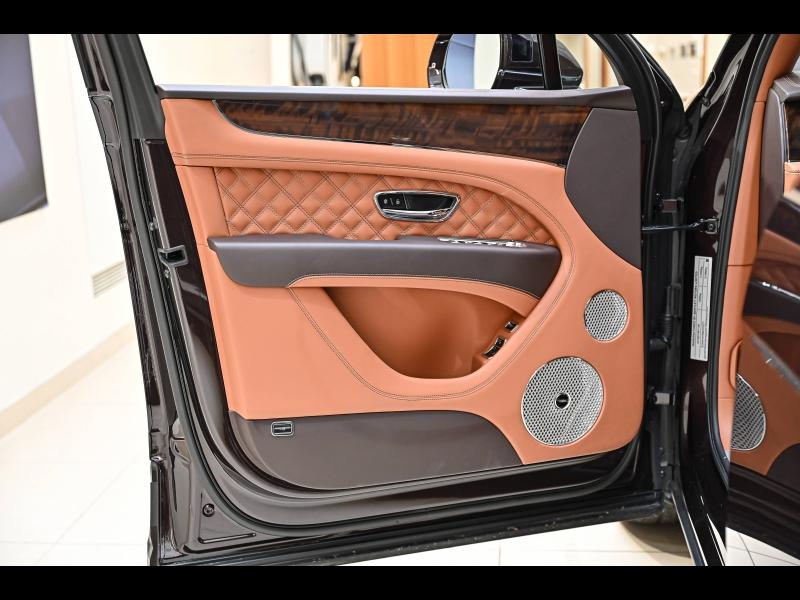 Voitures occasions BENTLEY Bentayga Base Mougins