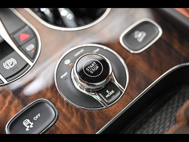 Voitures occasions BENTLEY Bentayga Base Mougins