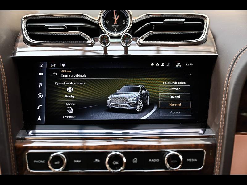 Voitures occasions BENTLEY Bentayga Base Mougins