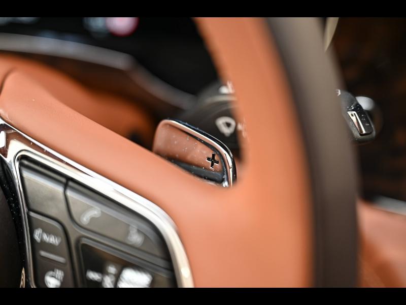 Voitures occasions BENTLEY Bentayga Base Mougins