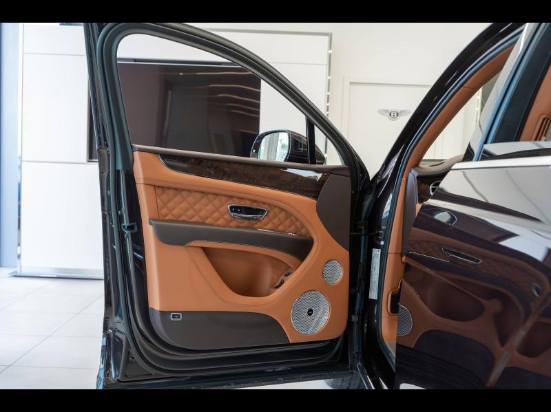 Voitures occasions BENTLEY Bentayga Base Mougins