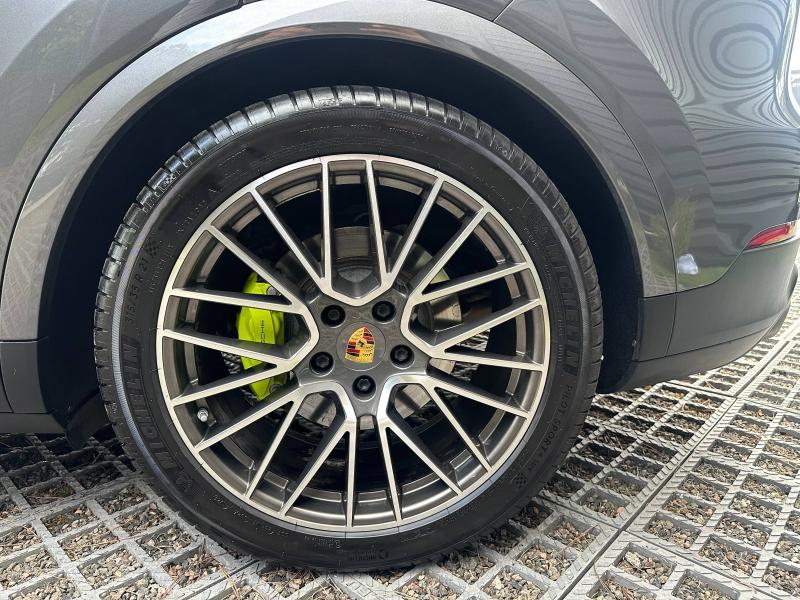 Voitures occasions PORSCHE CAYENNE E-Hybrid Mougins