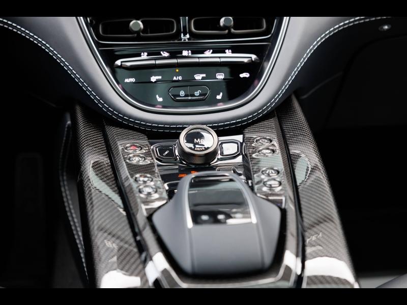 Voitures occasions ASTON MARTIN DBX Base Mougins
