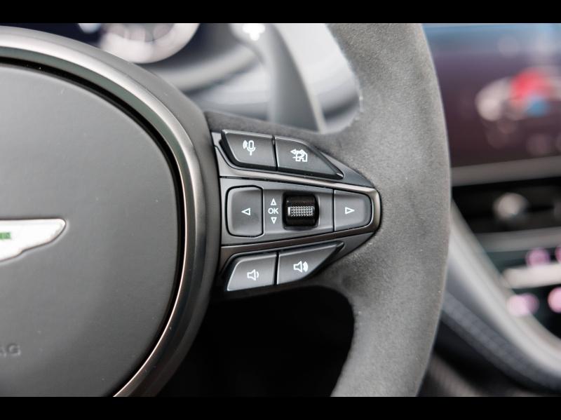 Voitures occasions ASTON MARTIN DBX Base Mougins