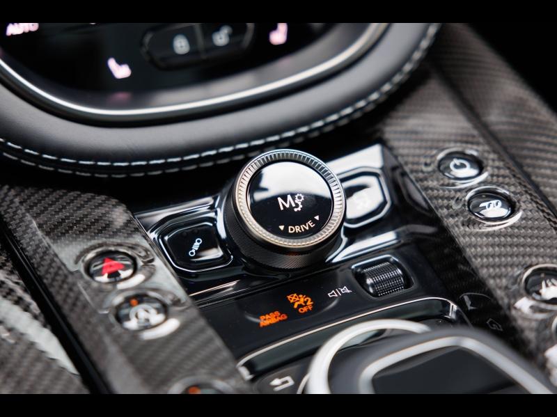 Voitures occasions ASTON MARTIN DBX Base Mougins