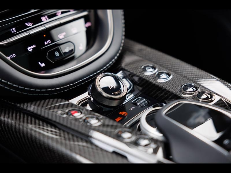 Voitures occasions ASTON MARTIN DBX Base Mougins