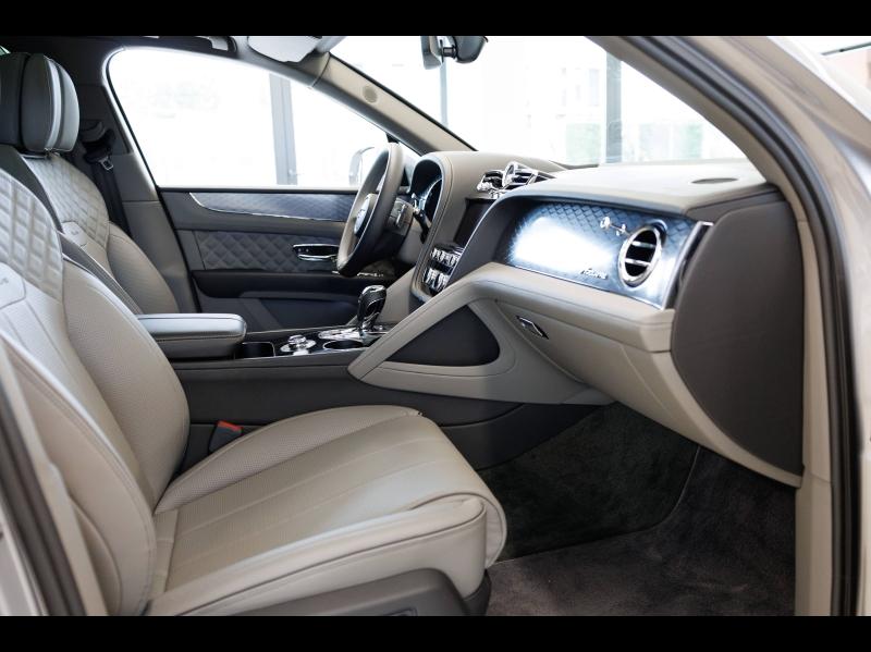 Voitures occasions BENTLEY Bentayga Base Mougins