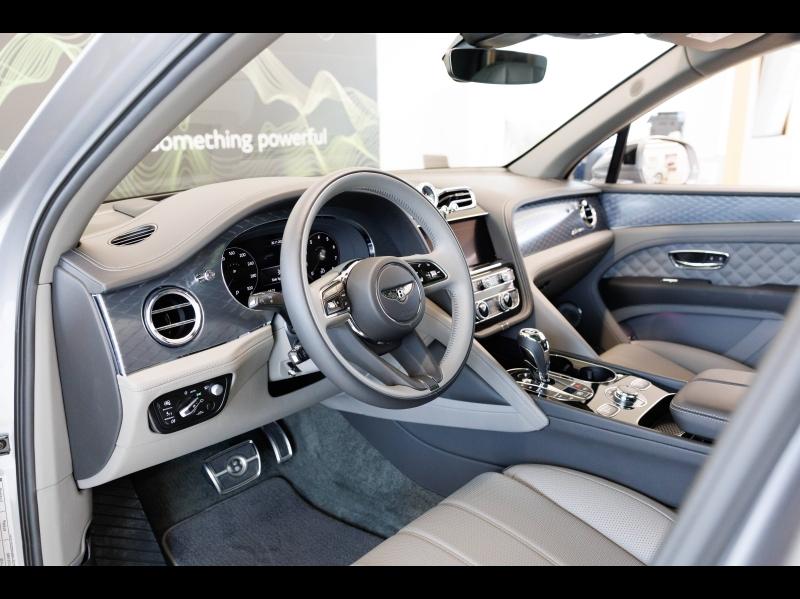 Voitures occasions BENTLEY Bentayga Base Mougins