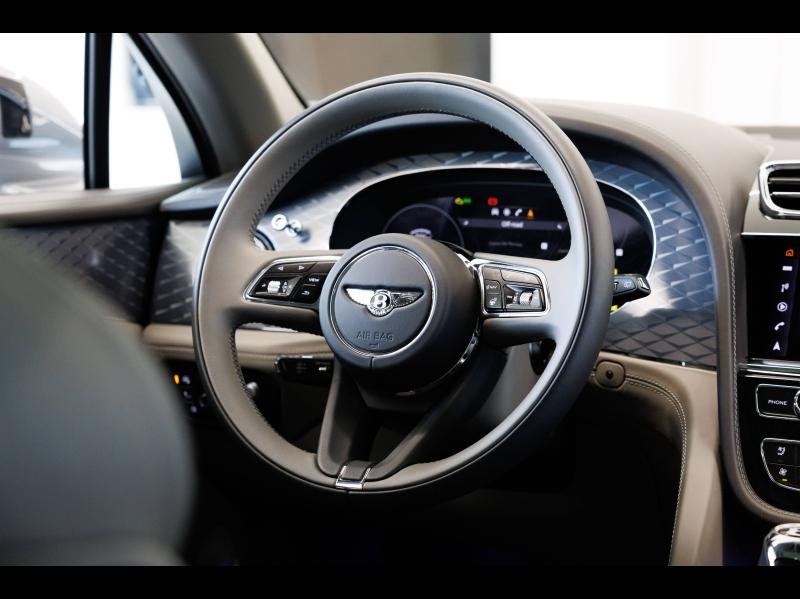 Voitures occasions BENTLEY Bentayga Base Mougins