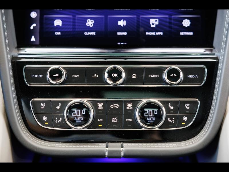 Voitures occasions BENTLEY Bentayga Base Mougins