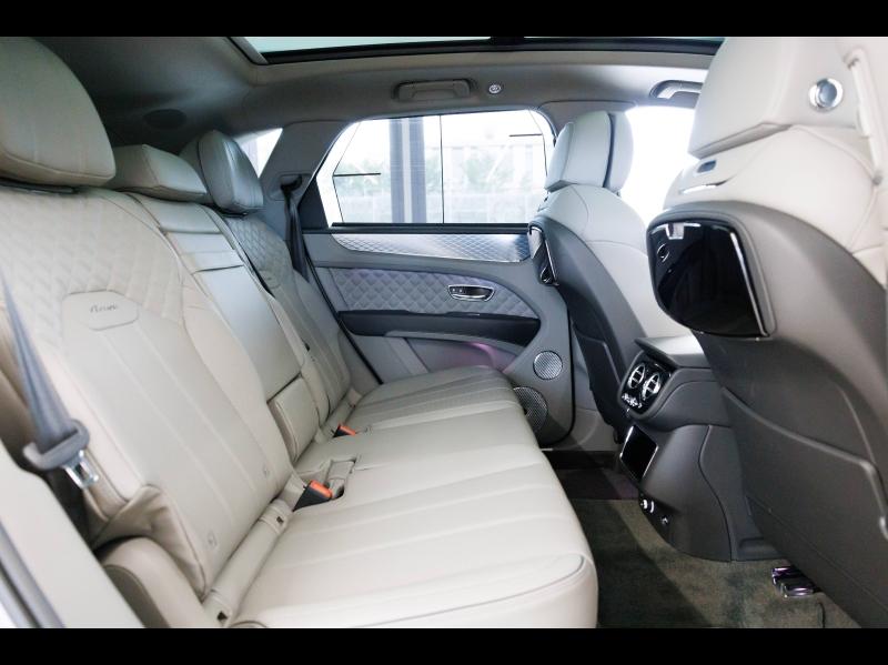 Voitures occasions BENTLEY Bentayga Base Mougins