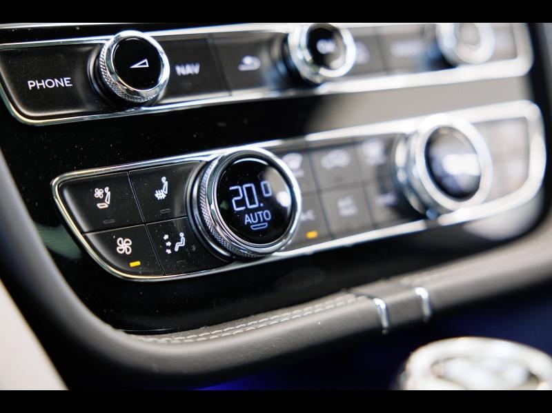 Voitures occasions BENTLEY Bentayga Base Mougins