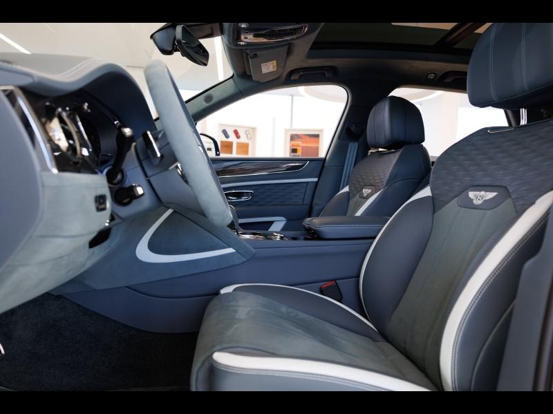 Voitures occasions BENTLEY Bentayga Base Mougins