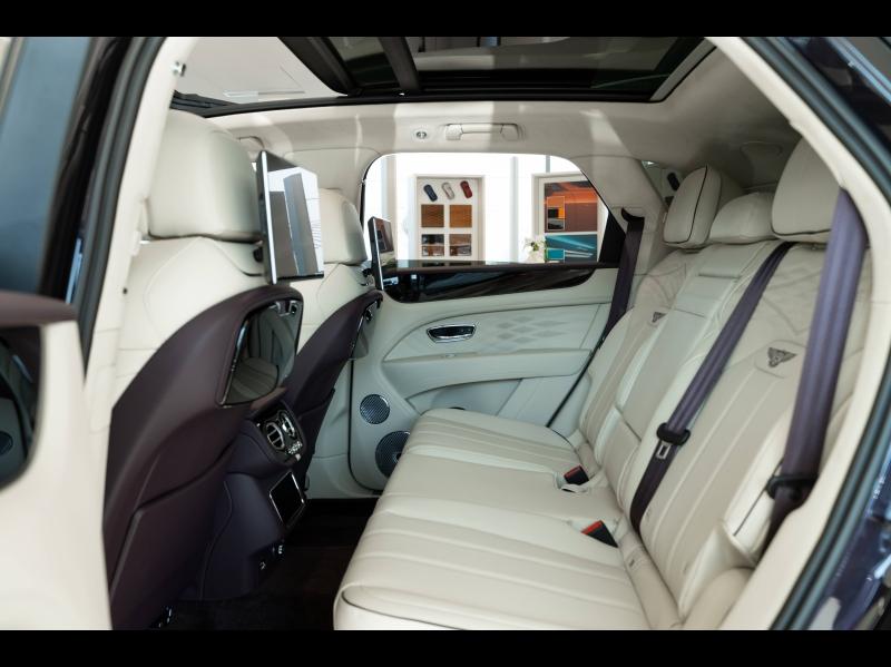 Voitures occasions BENTLEY Bentayga  Mougins