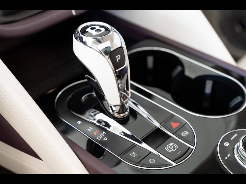 Voitures occasions BENTLEY Bentayga  Mougins