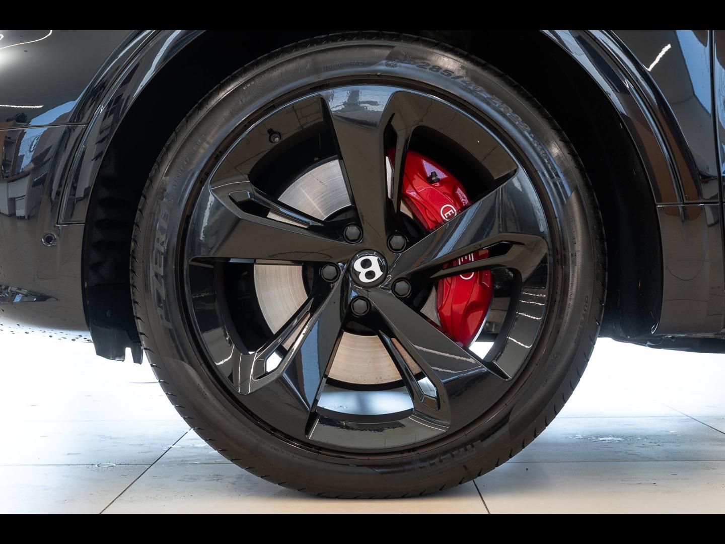 Voitures occasions BENTLEY Bentayga Base Mougins