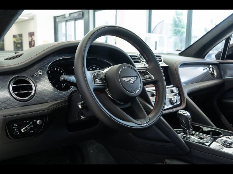 Voitures occasions BENTLEY Bentayga Base Mougins