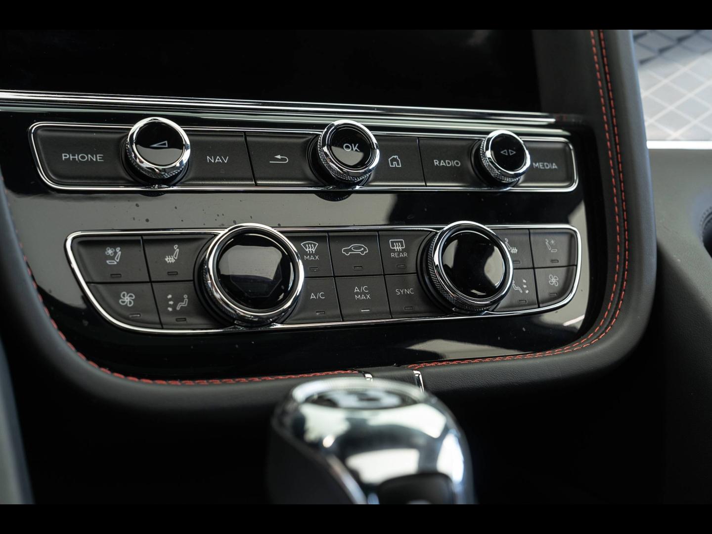 Voitures occasions BENTLEY Bentayga Base Mougins