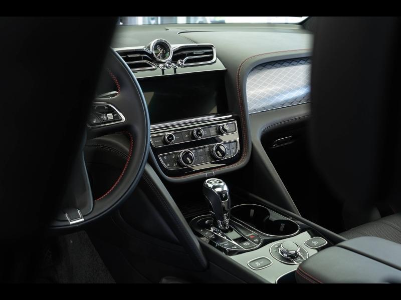 Voitures occasions BENTLEY Bentayga Base Mougins