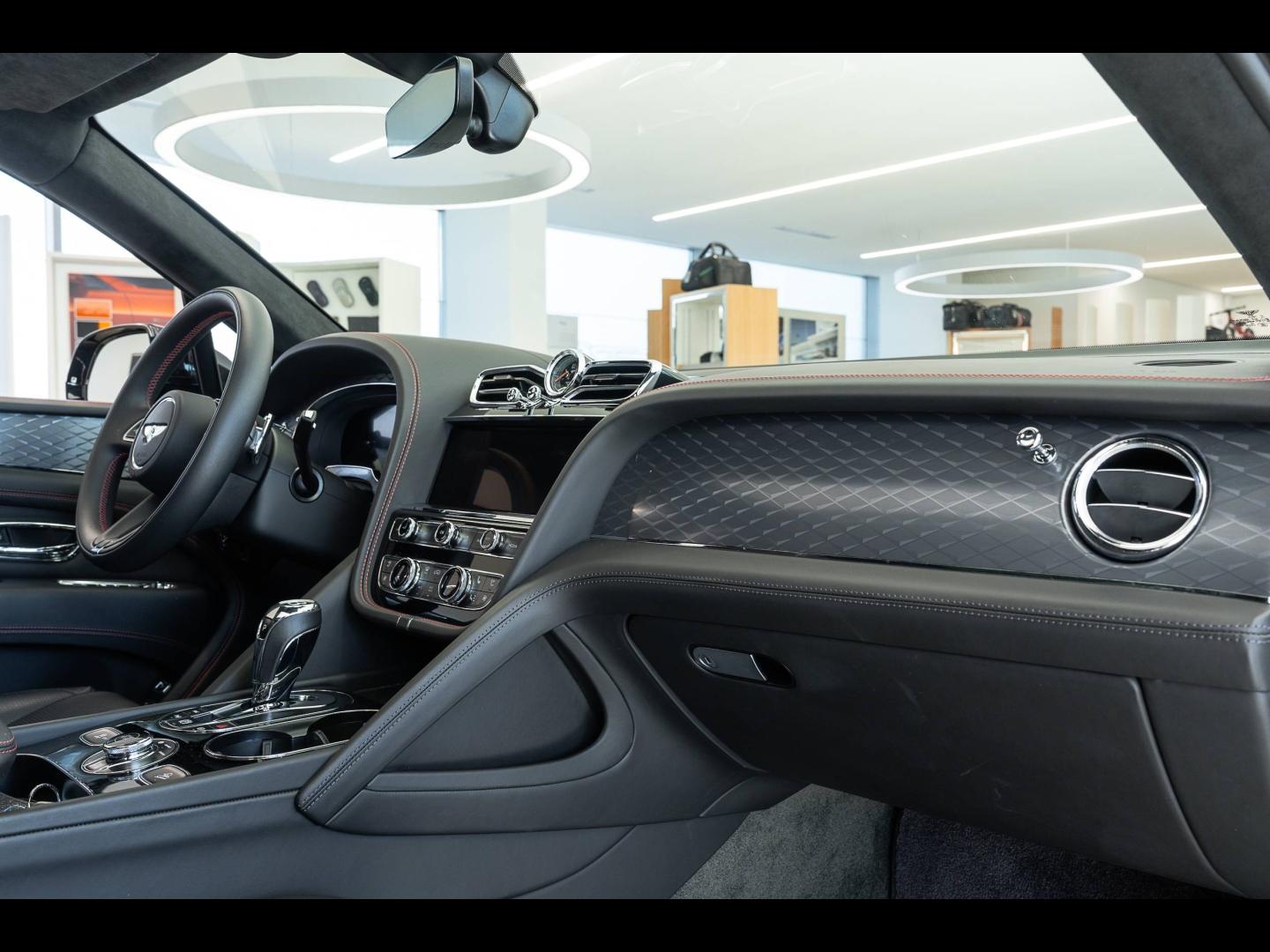 Voitures occasions BENTLEY Bentayga Base Mougins