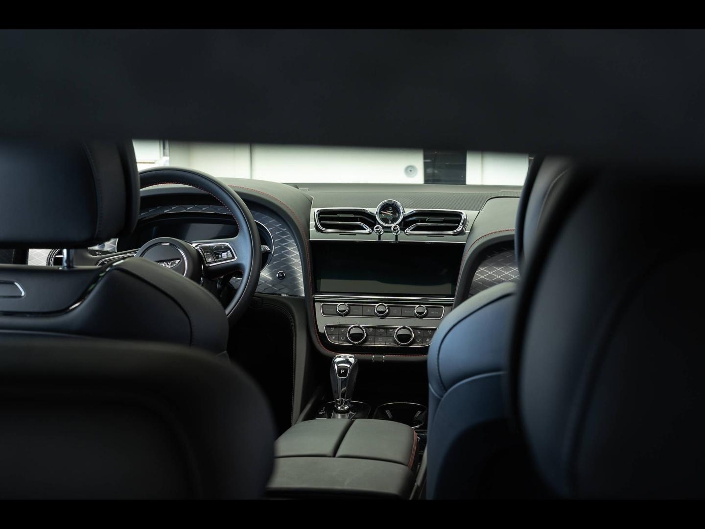 Voitures occasions BENTLEY Bentayga Base Mougins