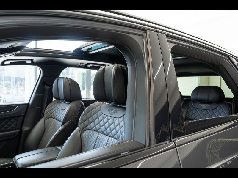 Voitures occasions BENTLEY Bentayga Base Mougins
