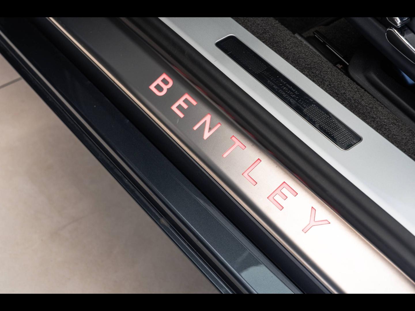Voitures occasions BENTLEY Continental GTC Base Mougins