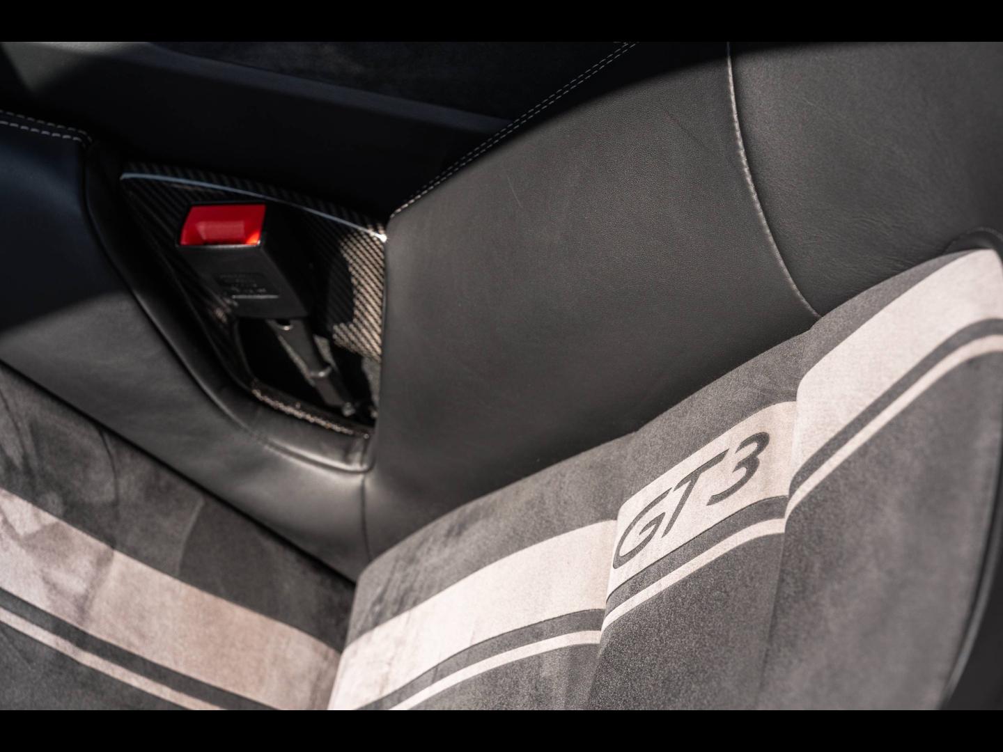 Voitures occasions PORSCHE 911 Coupe GT3 Mougins