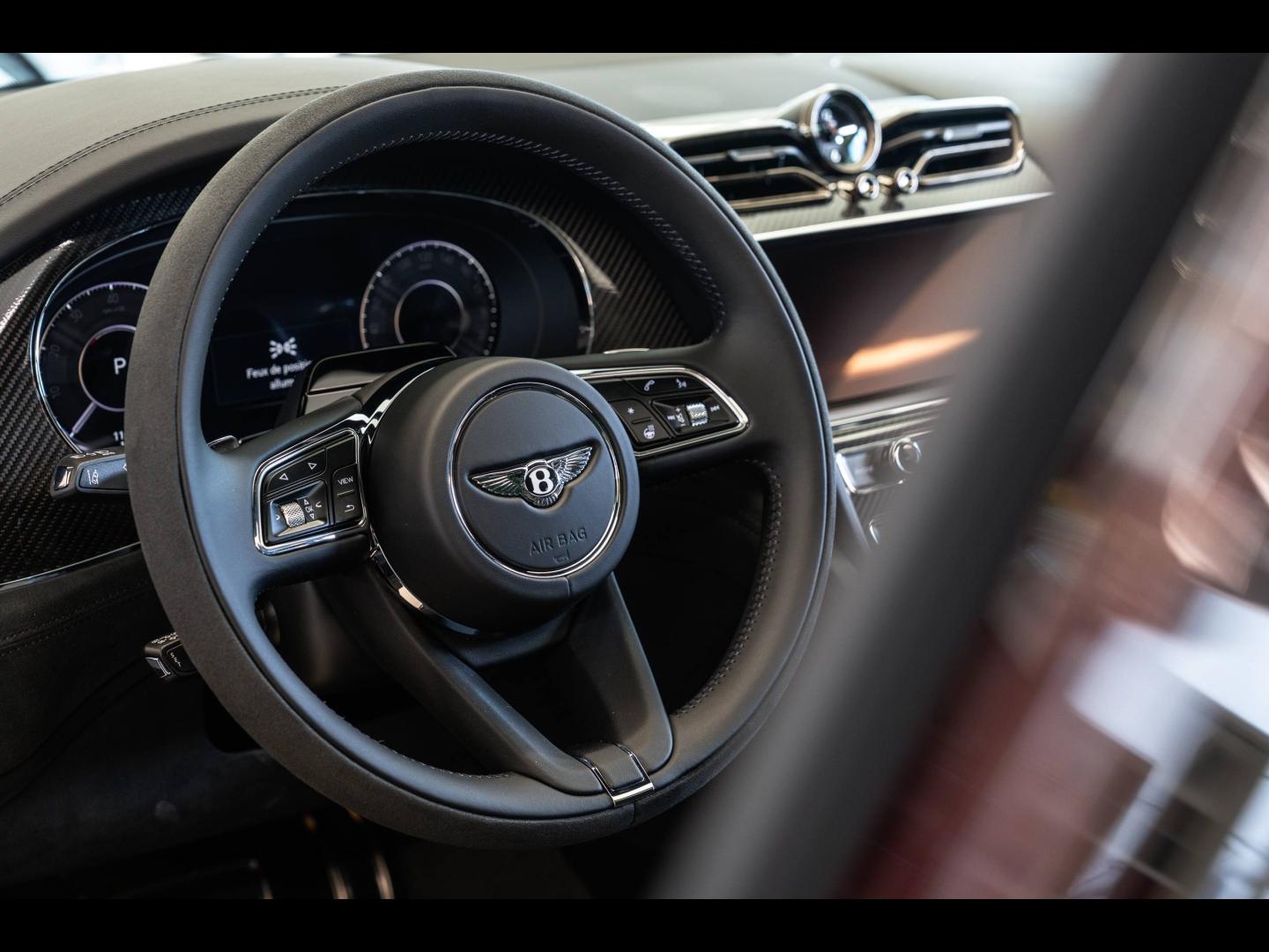 Voitures occasions BENTLEY Bentayga Base Mougins
