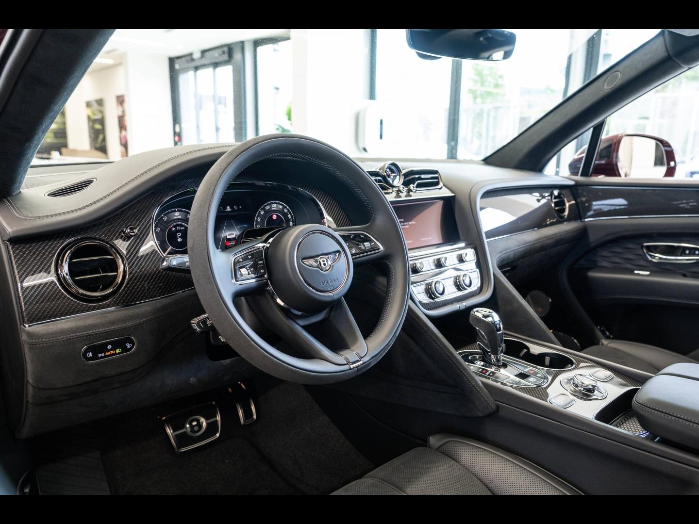 Voitures occasions BENTLEY Bentayga Base Mougins