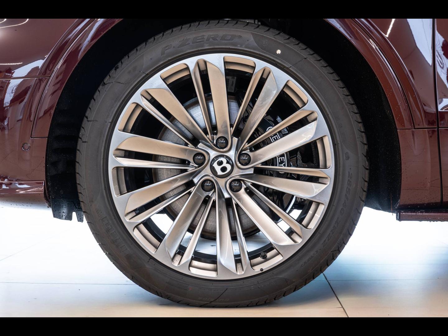 Voitures occasions BENTLEY Bentayga Base Mougins