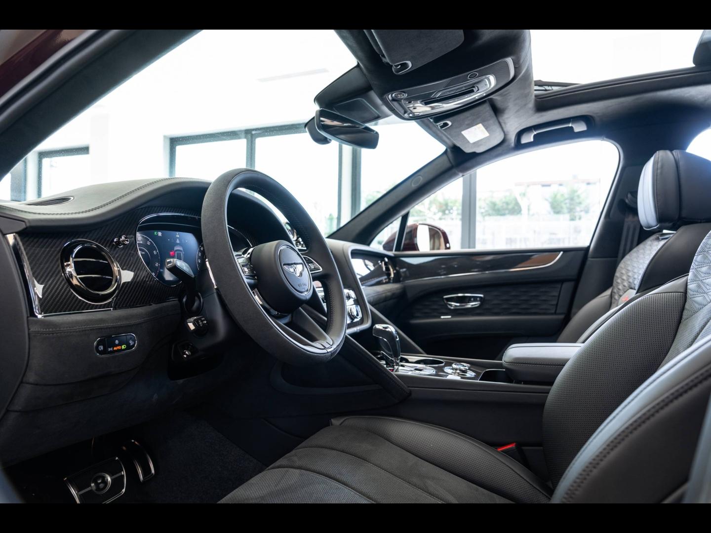 Voitures occasions BENTLEY Bentayga Base Mougins